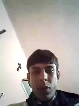 Snapshot of TuFlapito chatting on November 3, 2025, 7:24 am TuFlapito online show from November 3, 2025, 7:24 am