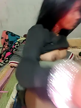 Hot nenshi online show from November 24, 2025, 2:28 pm