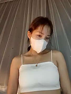 Snapshot of ezabel- chatting on January 5, 2026, 5:27 pm ezabel- online show from January 5, 2026, 5:27 pm