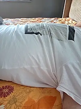 Snapshot of Efe53100 chatting on November 17, 2025, 4:49 am Efe53100 online show from November 17, 2025, 4:49 am