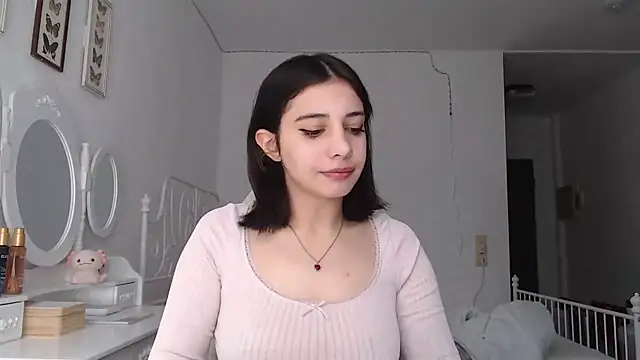 bellefleurrr online show from April 3, 2026, 1:17 pm