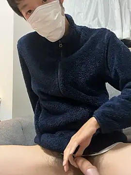 Snapshot of HERO113211 chatting on October 24, 2025, 11:42 am HERO113211 online show from October 24, 2025, 11:42 am