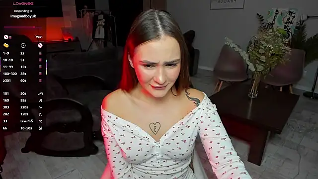 Cleojuice online show from November 4, 2025, 1:37 pm