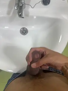 findomhot online show from October 31, 2025, 5:31 pm