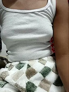 Snapshot of Kissu-Jaan chatting on December 17, 2025, 10:09 am Kissu-Jaan online show from December 17, 2025, 10:09 am