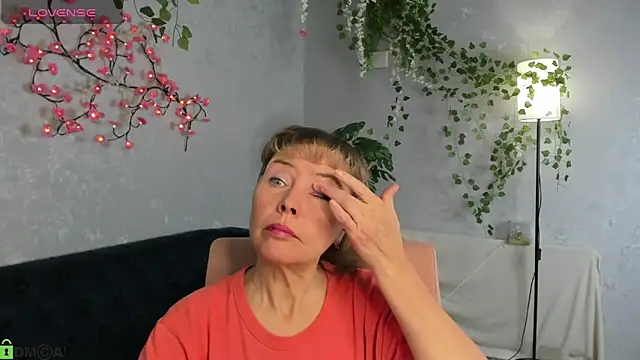 Snapshot of Carla_Vogue chatting on November 30, 2025, 3:07 am Carla Vogue online show from November 30, 2025, 3:07 am