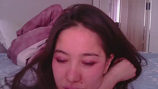 Snapshot of LumiHeart chatting on May 21, 2026, 8:34 am LumiHeart online show from May 21, 2026, 8:34 am