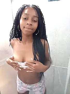 Snapshot of Dashia19 chatting on October 25, 2025, 3:45 pm Dashia19 online show from October 25, 2025, 3:45 pm