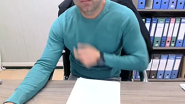 Evasionee online show from December 16, 2025, 7:56 am