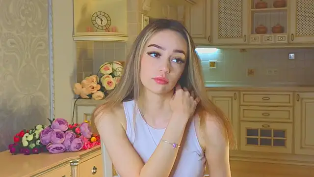 DeiraCharson online show from November 6, 2025, 3:10 am