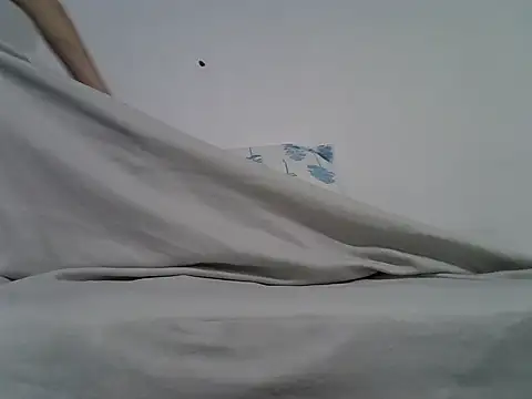 Snapshot of jey0004 chatting on January 18, 2026, 12:30 pm jey0004 online show from January 18, 2026, 12:30 pm