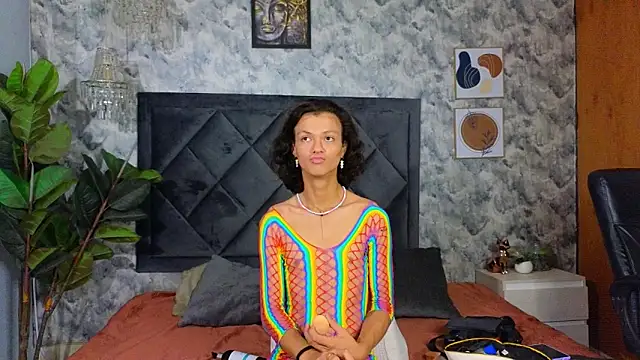 Indi rave online show from November 11, 2025, 1:17 pm