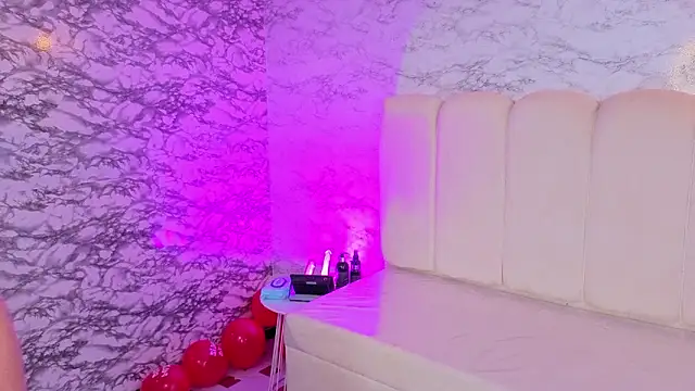 Snapshot of Afrodita_Wild_v chatting on February 20, 2026, 3:03 am Afrodita Wild v online show from February 20, 2026, 3:03 am