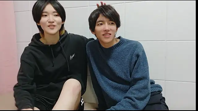 Snapshot of NORA_NEKO_2_2 chatting on November 28, 2025, 3:01 pm NORA NEKO 2 2 online show from November 28, 2025, 3:01 pm