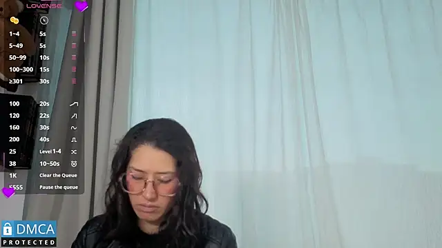 eva delight  online show from February 28, 2026, 11:10 am