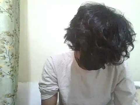 Snapshot of kriZ08 chatting on May 16, 2026, 6:34 am kriZ08 online show from May 16, 2026, 6:34 am