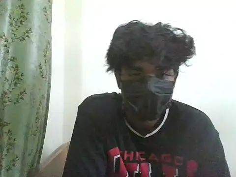Snapshot of kriZ08 chatting on April 22, 2026, 4:03 pm kriZ08 online show from April 22, 2026, 4:03 pm