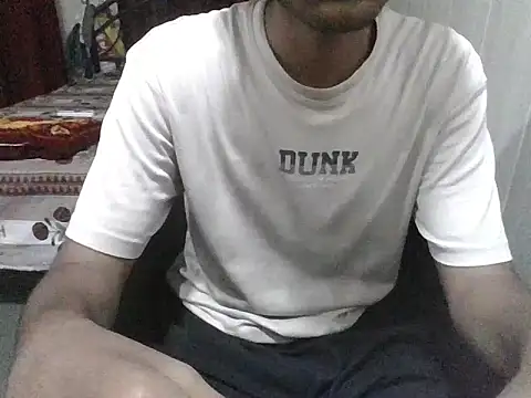 Snapshot of kriZ08 chatting on June 27, 2026, 9:26 am kriZ08 online show from June 27, 2026, 9:26 am