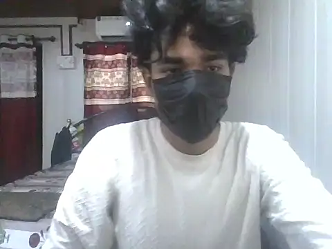 Snapshot of kriZ08 chatting on May 31, 2026, 8:42 am kriZ08 online show from May 31, 2026, 8:42 am