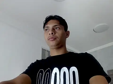 Snapshot of wiltom_ chatting on November 14, 2025, 3:10 am wiltom online show from November 14, 2025, 3:10 am