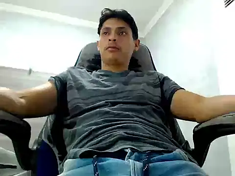 Snapshot of wiltom_ chatting on November 22, 2025, 3:27 am wiltom online show from November 22, 2025, 3:27 am