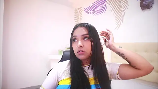 Snapshot of Isabelle_Lane chatting on December 3, 2025, 12:26 pm Isabelle Lane online show from December 3, 2025, 12:26 pm