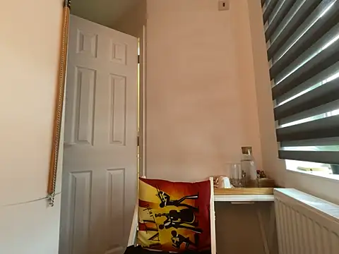 Snapshot of rosie-hipstergal chatting on February 23, 2026, 3:12 pm rosie-hipstergal online show from February 23, 2026, 3:12 pm