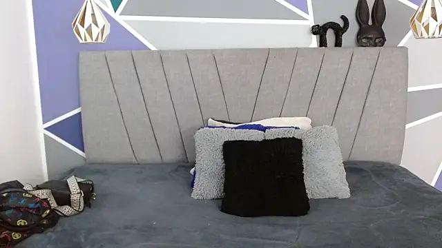 AliceSmity  online show from December 22, 2025, 12:38 pm