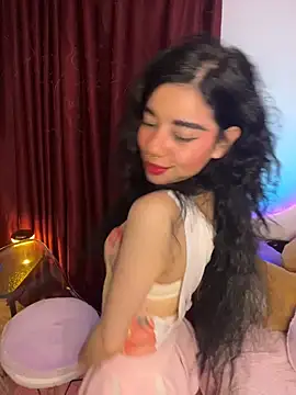 wetbyAlice online show from April 1, 2026, 12:24 am