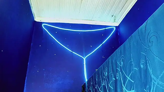 Kloe cardashan online show from October 30, 2025, 7:28 am