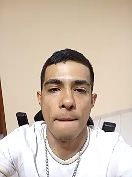 El-jhon online show from November 3, 2025, 3:56 am