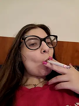 Snapshot of sweetbabygirlforyou chatting on March 2, 2026, 8:43 am sweetbabygirlforyou online show from March 2, 2026, 8:43 am