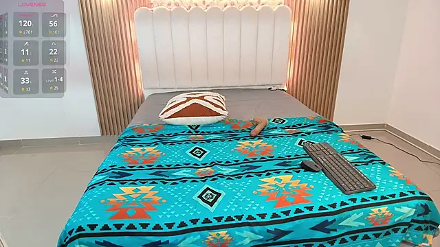 Lina arabiann online show from November 28, 2025, 1:22 pm