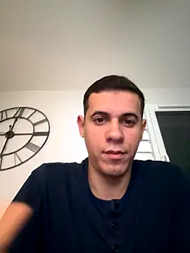 Snapshot of Xx_rvs_xX chatting on October 30, 2025, 8:28 pm Xx rvs xX online show from October 30, 2025, 8:28 pm