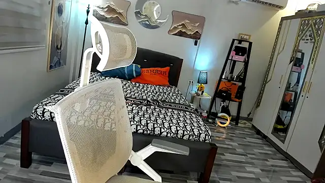 Snapshot of Cumforsale chatting on January 6, 2026, 3:32 am Cumforsale online show from January 6, 2026, 3:32 am