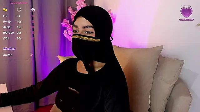 Snapshot of shaima__ chatting on November 22, 2025, 7:57 pm shaima online show from November 22, 2025, 7:57 pm