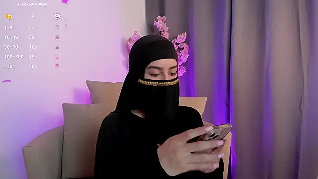 shaima   online show from April 8, 2026, 8:21 pm