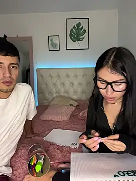 BIJOU SECRET online show from March 3, 2026, 4:08 am