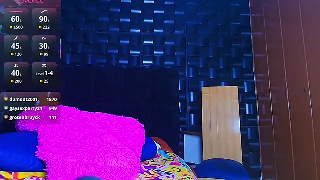 Snapshot of Kesha_rosse_ chatting on November 29, 2025, 6:02 am Kesha rosse online show from November 29, 2025, 6:02 am