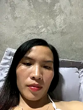 Snapshot of Yunzang chatting on October 30, 2025, 12:58 pm Yunzang online show from October 30, 2025, 12:58 pm