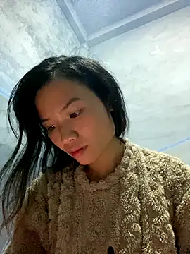 Snapshot of Yunzang chatting on November 4, 2025, 10:13 pm Yunzang online show from November 4, 2025, 10:13 pm