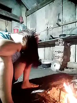 yeu-yeu online show from November 5, 2025, 1:25 pm