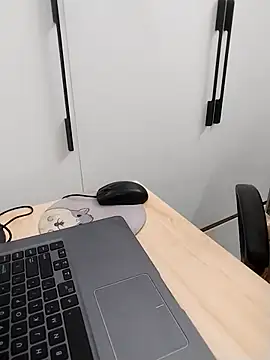 Tammy meri online show from December 5, 2025, 4:00 am