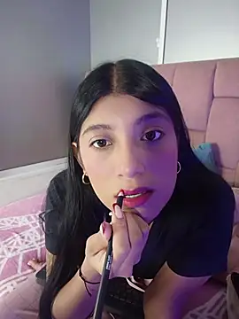 Snapshot of YeseniaRodriguez3 chatting on July 17, 2026, 12:57 pm YeseniaRodriguez3 online show from July 17, 2026, 12:57 pm
