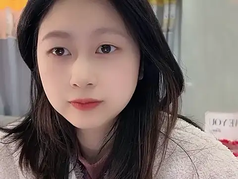 Snapshot of nuannuan35593 chatting on January 14, 2026, 6:28 am nuannuan35593 online show from January 14, 2026, 6:28 am