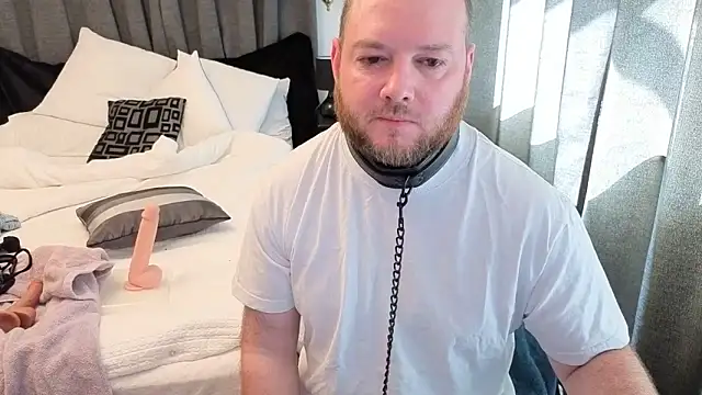 Snapshot of john_clarisa chatting on November 3, 2025, 8:56 pm john clarisa online show from November 3, 2025, 8:56 pm