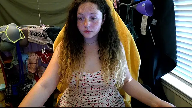 sugasunny04 online show from February 23, 2026, 7:58 pm