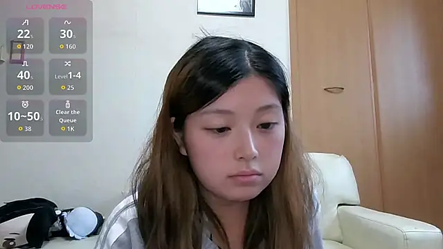 Snapshot of mii_0705 chatting on April 26, 2026, 7:49 am mii 0705 online show from April 26, 2026, 7:49 am