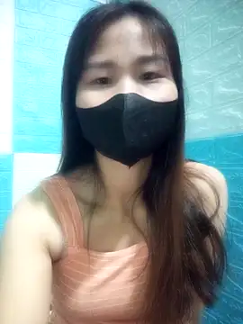 Snapshot of Donatella28 chatting on December 16, 2025, 6:50 am Donatella28 online show from December 16, 2025, 6:50 am