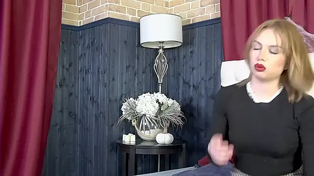 RoseBarton online show from October 31, 2025, 4:14 pm